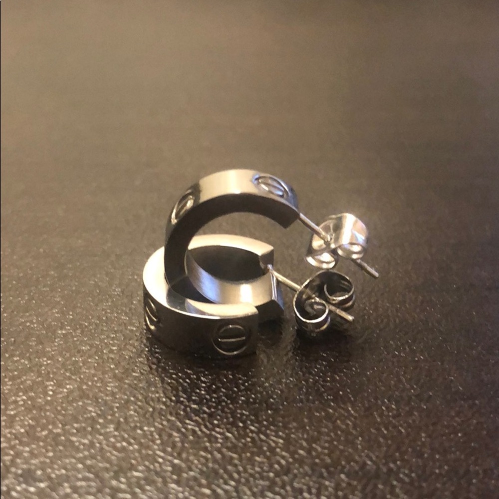 Silver earrings - Picture 3 of 3